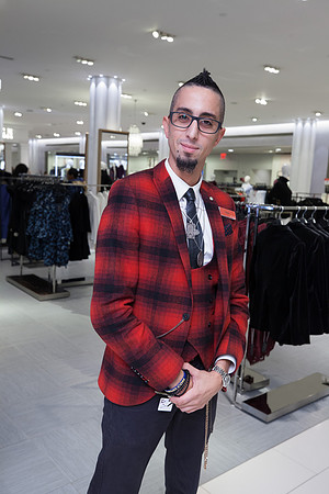 Store Photos 106